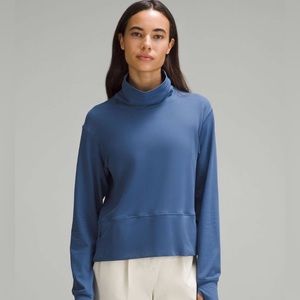 Lululemon ready to rulu pullover 6 pitch blue